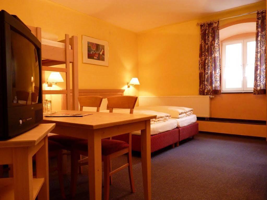 Gasthaus Zum Schlosswirt Dietfurt Extérieur photo